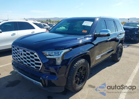 2024 Toyota Sequoia Capstone z USA, uszkodzony, nr VIN 7SVAAABAXRX024670